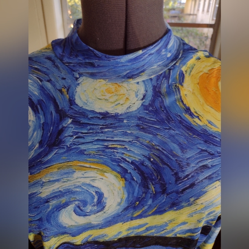 Starry Night Graphic Mesh Mock Neck Crop Top Plus